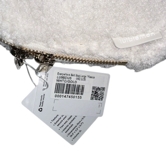 NWT Lululemon Everywhere Belt Bag Fleece Large 2L White Opal/Gold NWTs - Picture 6 of 9